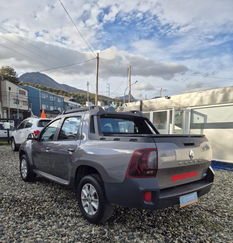 
								Renault Duster Oroch Dynamique full									