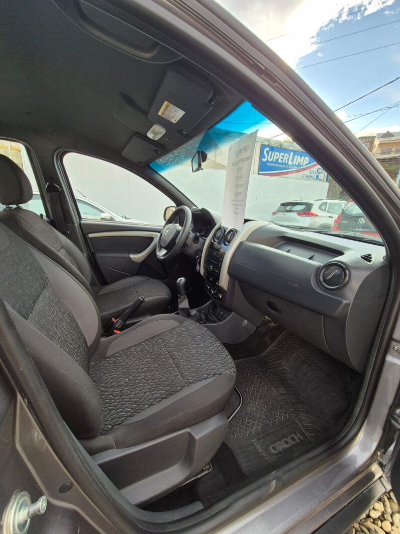 
								Renault Duster Oroch Dynamique full									