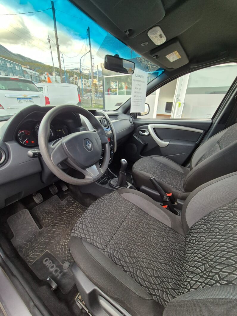 
								Renault Duster Oroch Dynamique full									